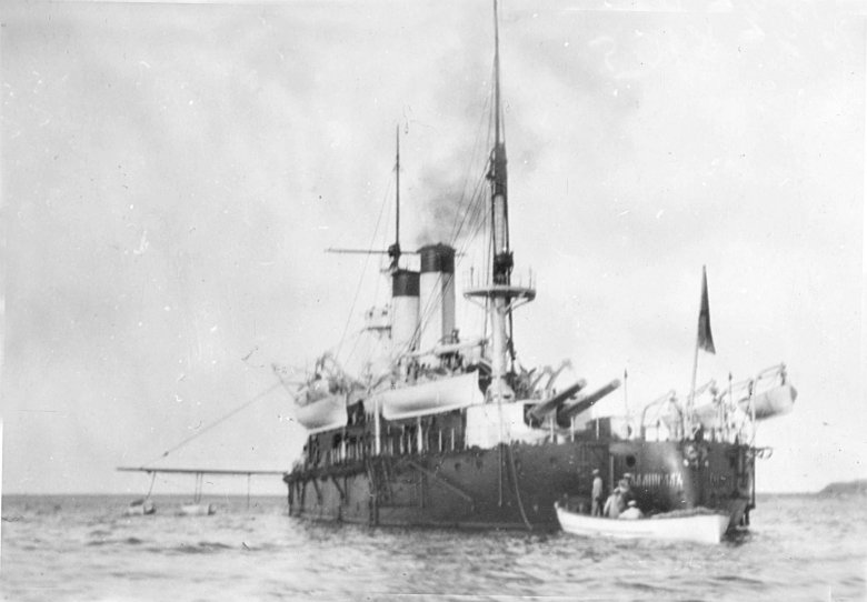 Эскадренный броненосец ростислав