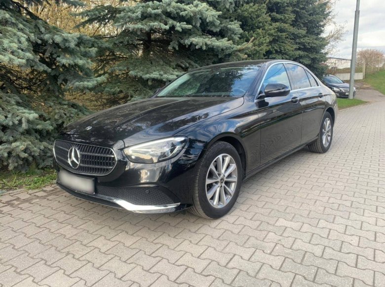 Мерседес е 200