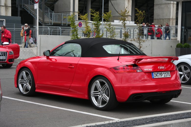 Audi tt rs roadster 8j