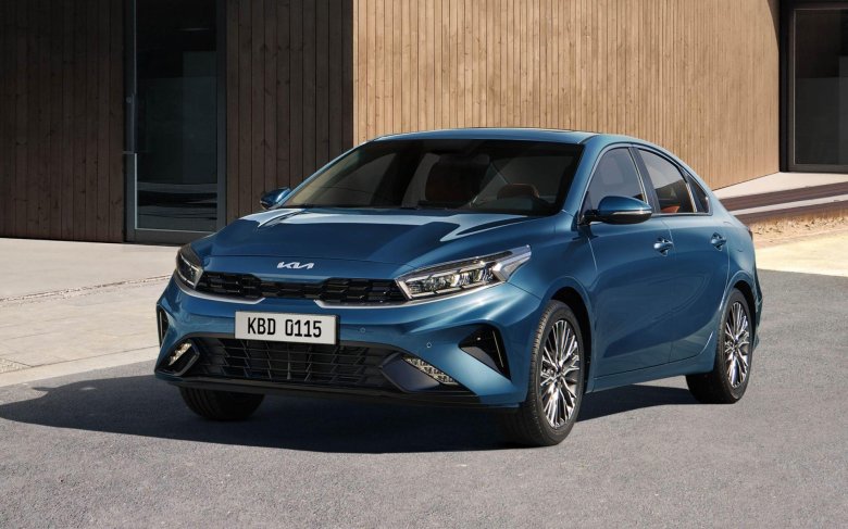 Новый киа серато 2022