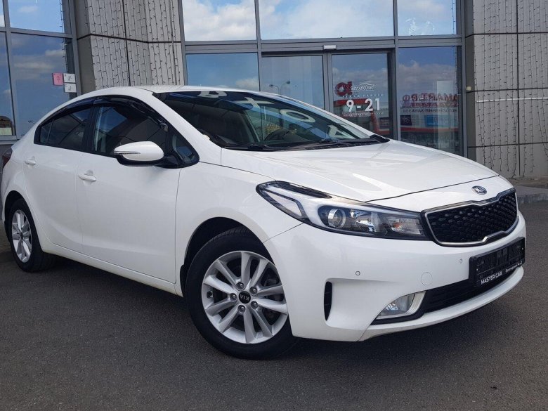 Kia cerato 2017 белый