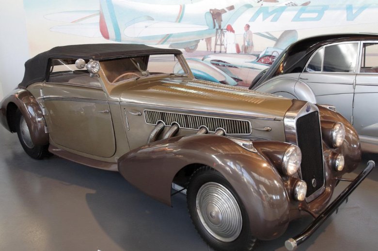 Ауди фронт 225