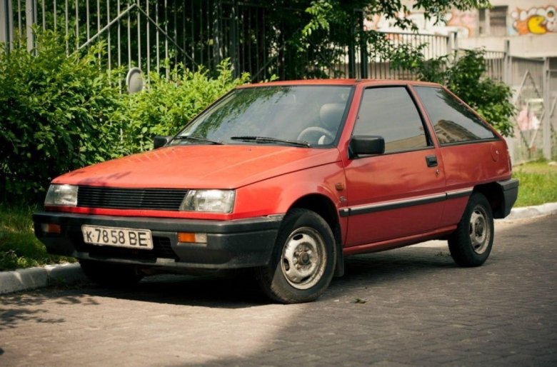 Mitsubishi colt 1987
