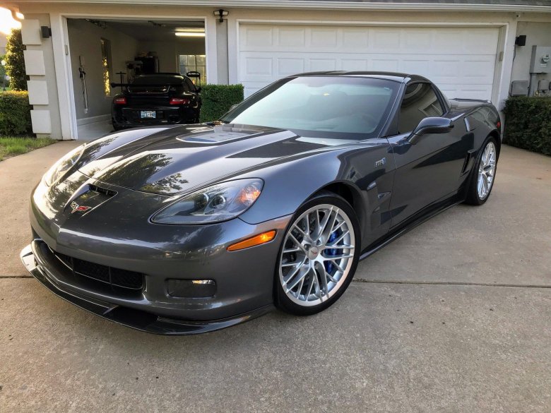 Chevrolet corvette zr1 2009
