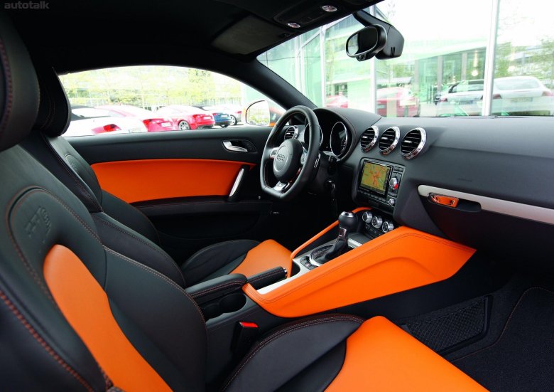 Ауди тт купе салон