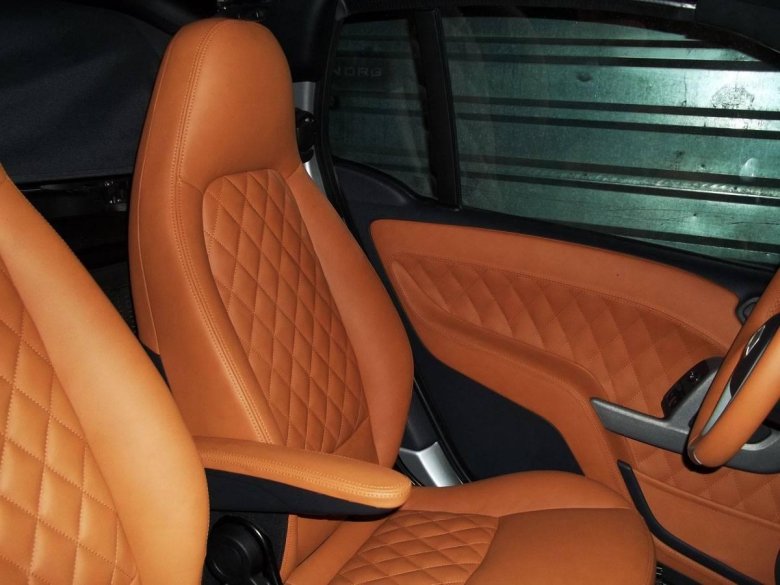 Перешив салона автомобиля