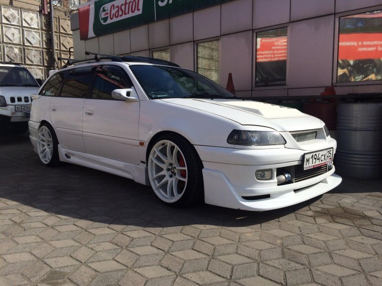 Toyota caldina 215 кузов