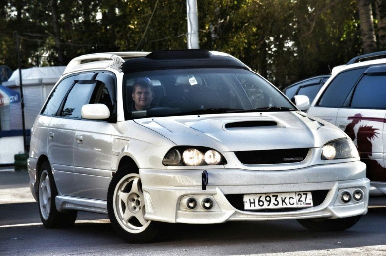 Тойота калдина 215