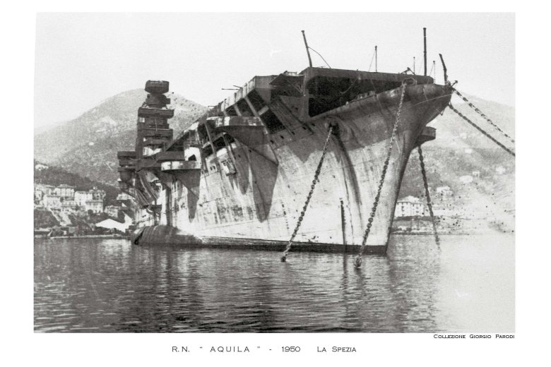 Итальянский авианосец aquila