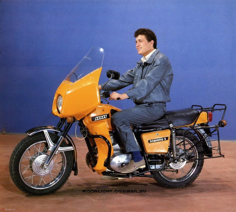 Мотоцикл иж планета 5