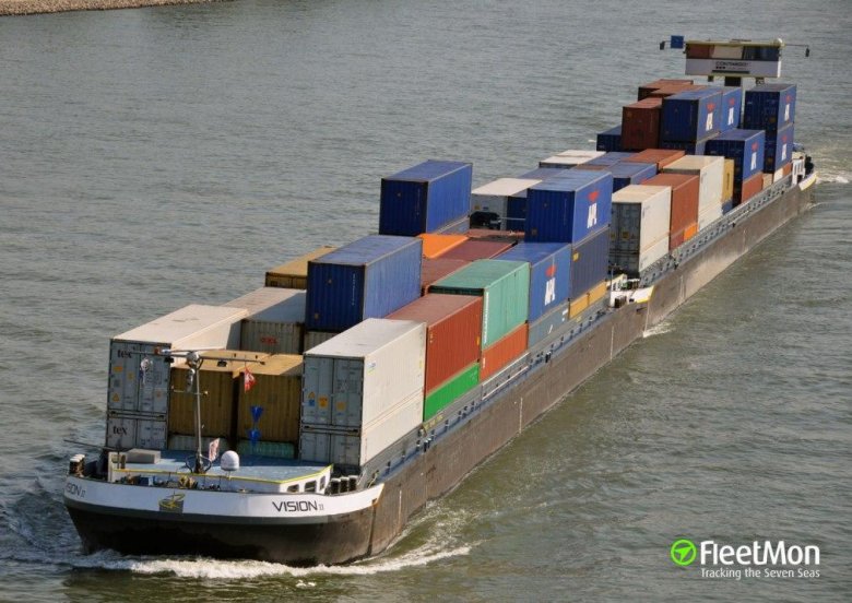 Судно контейнеровоз речной