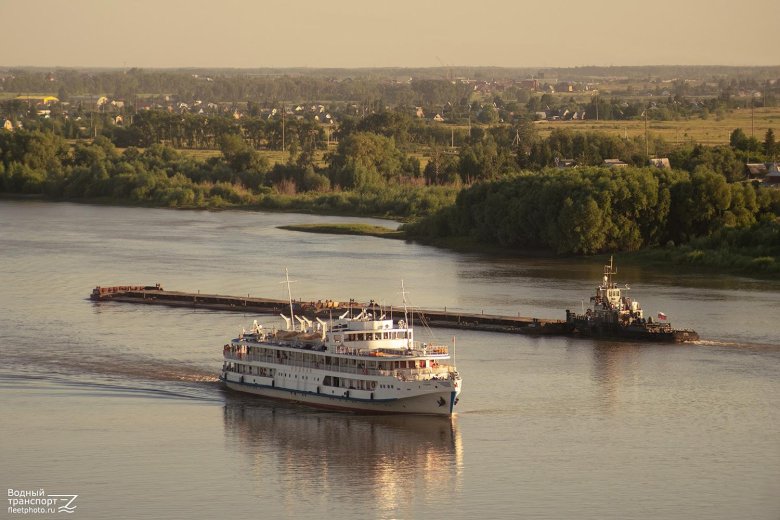 Теплоход родина омск салехард