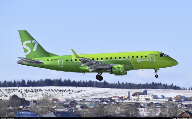 Самолёт embraer 170