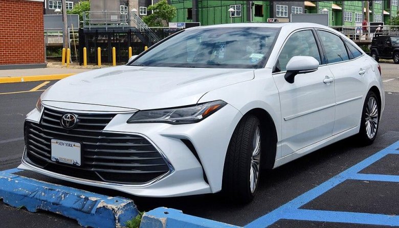 Toyota avalon limited 2020