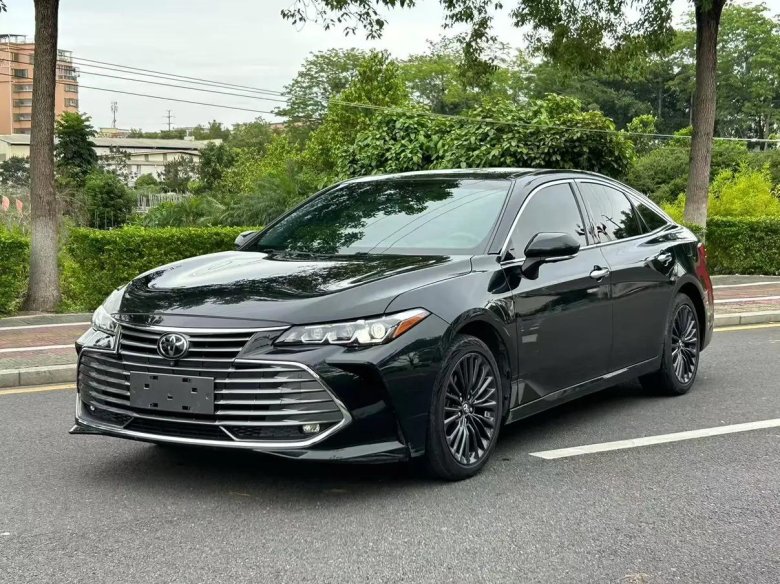 Тойета авалон