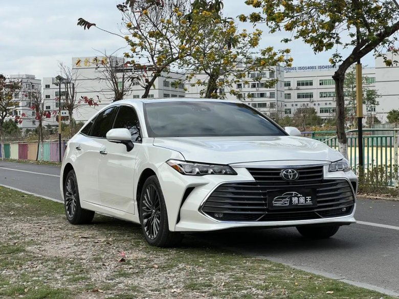 Toyota avalon 2021