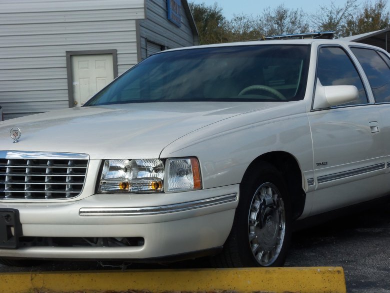 Cadillac de ville vii