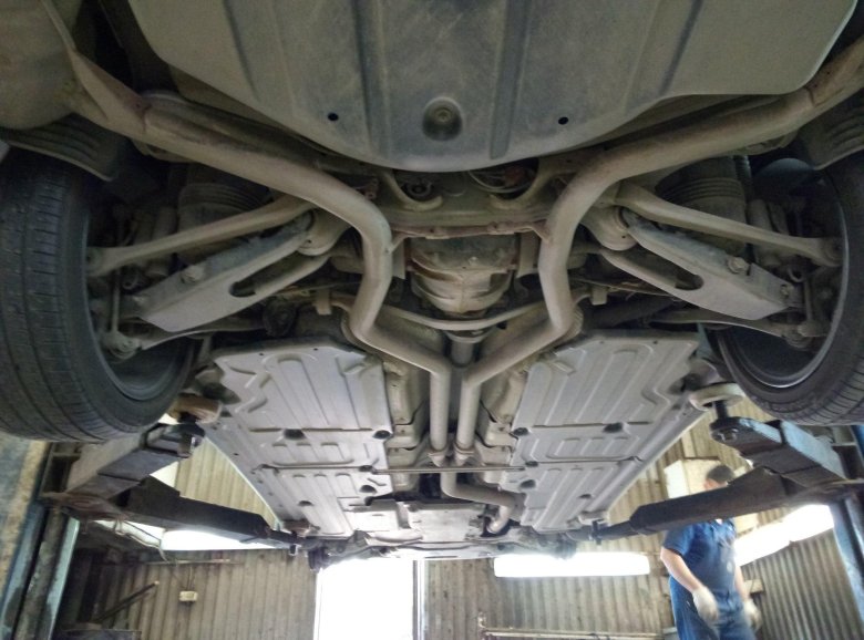 Днище 221 мерседес