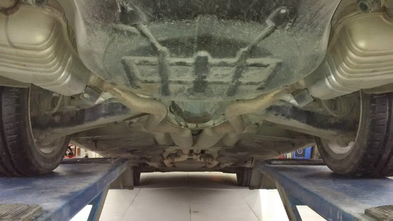 Днище бмв е39