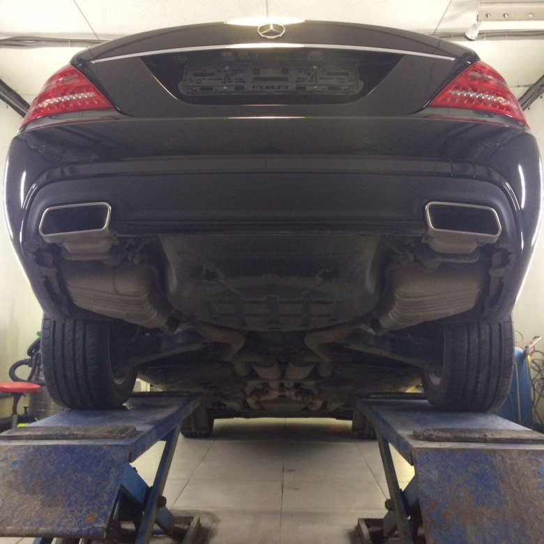 Mercedes benz s class w 221