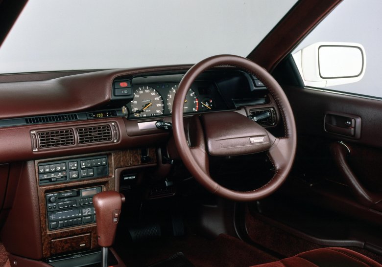 Toyota vista 1989 салон