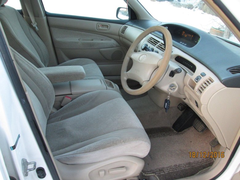 Toyota vista ardeo 2001 салон