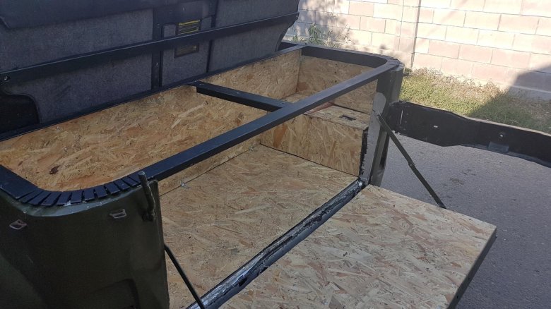 Уаз 469 багажник сзади