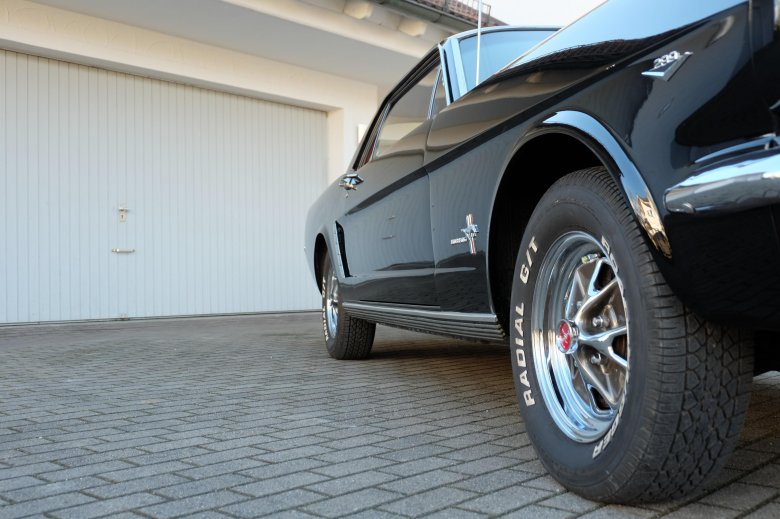 1965 ford mustang fastback