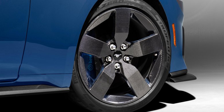 Карбон ford mustang