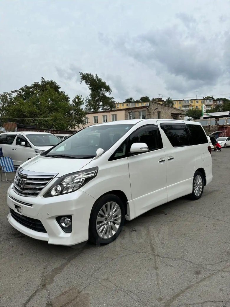 Тойота альфард 2011