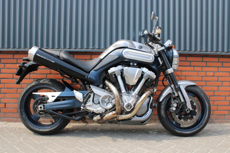 Ямаха мт 1700