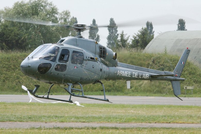 Aerospatiale/eurocopter as.355 ecureuil 2 / as.555 fennec