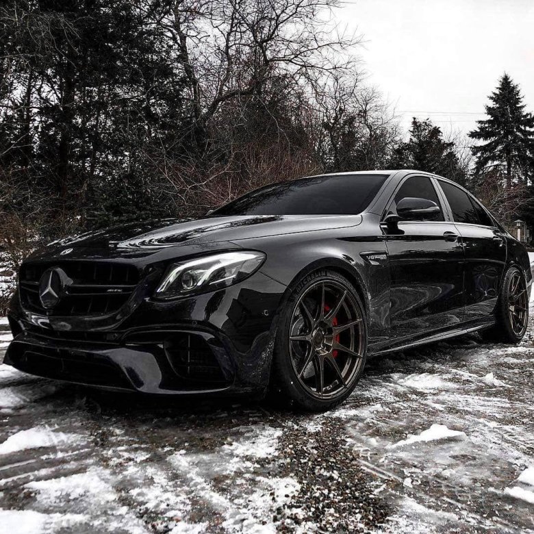 Мерседес e63s amg черный