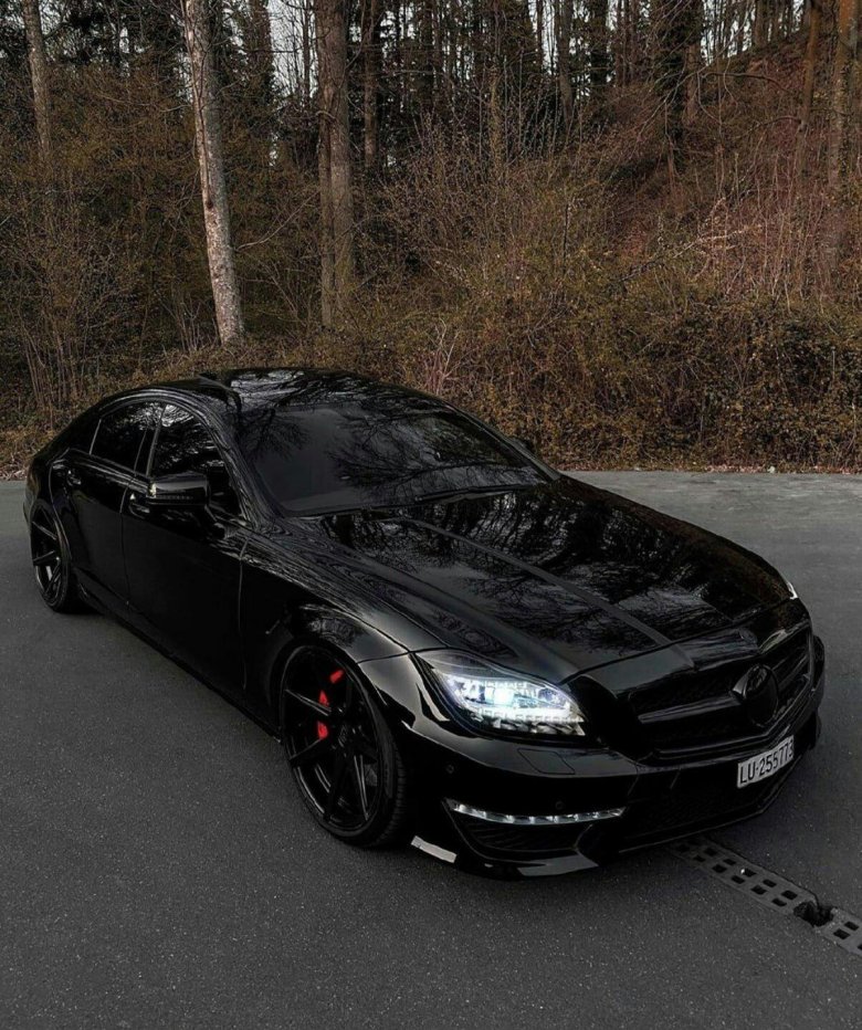 Mercedes cls 63 amg black