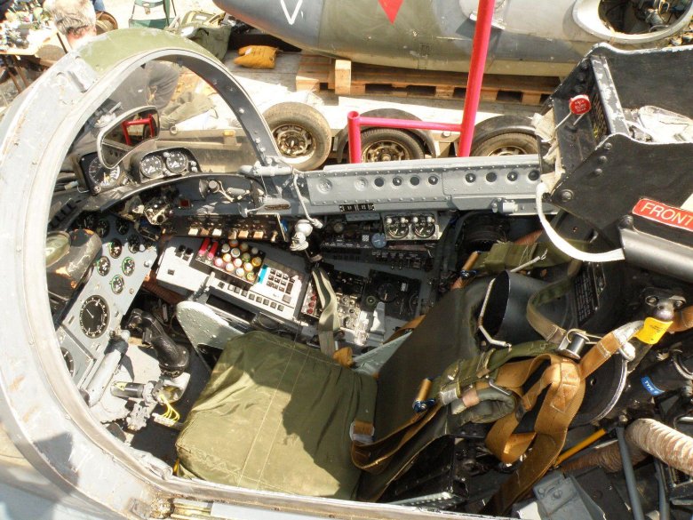 Кабина миг 29