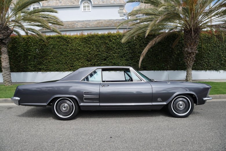 Buick riviera 1963