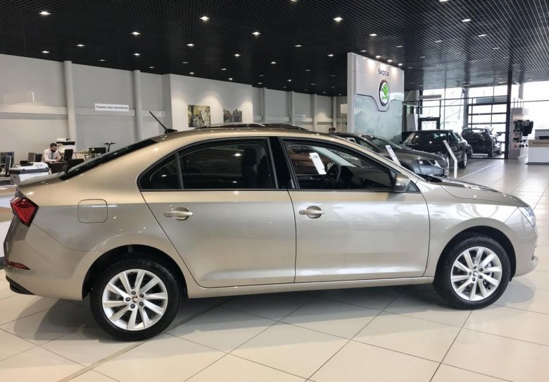 Шкода рапид 2021 бежевый металлик