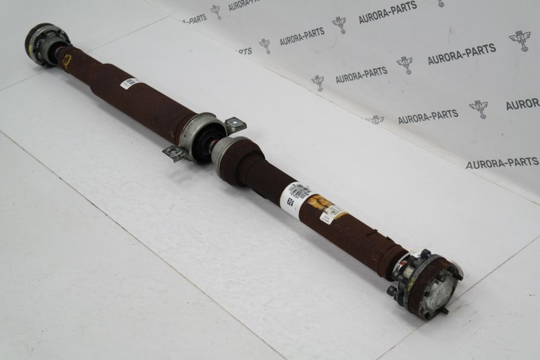 Карданный вал передний