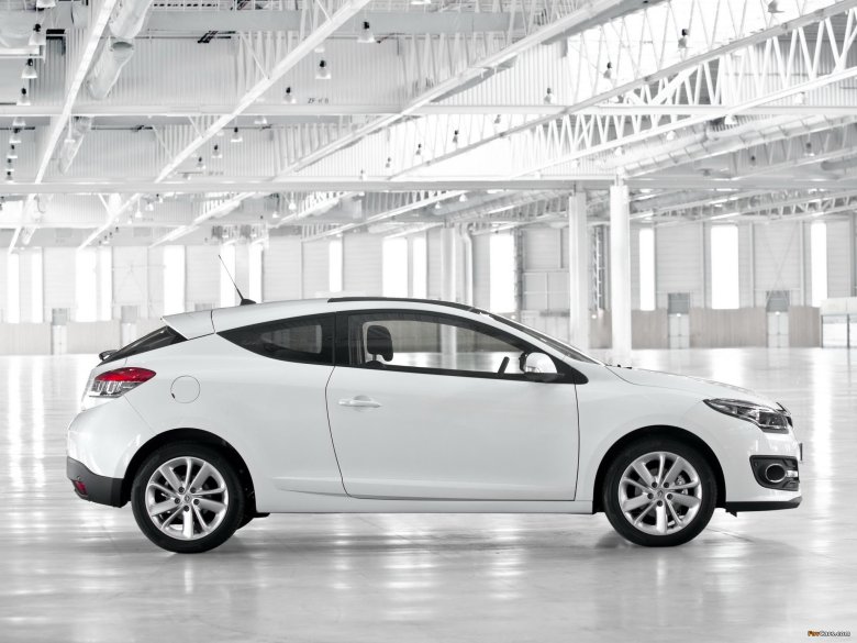 Рено меган 3 новый хэтчбек