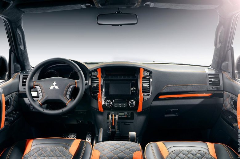 Мицубиси паджеро 4 поколения салон