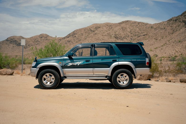 Toyota hilux surf 2000