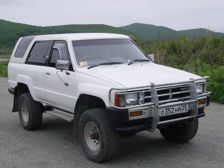 Toyota hilux surf 1984