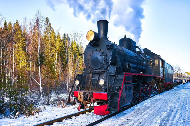 Ретро поезд рускеальский экспресс