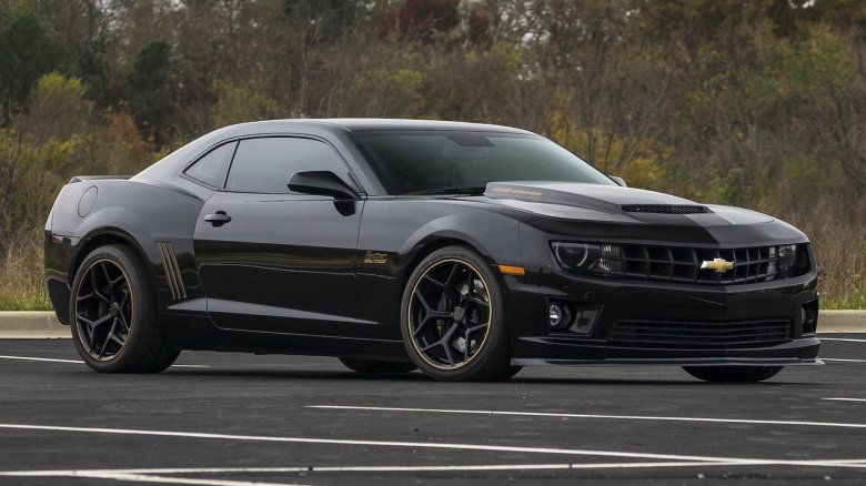 Chevrolet camaro black