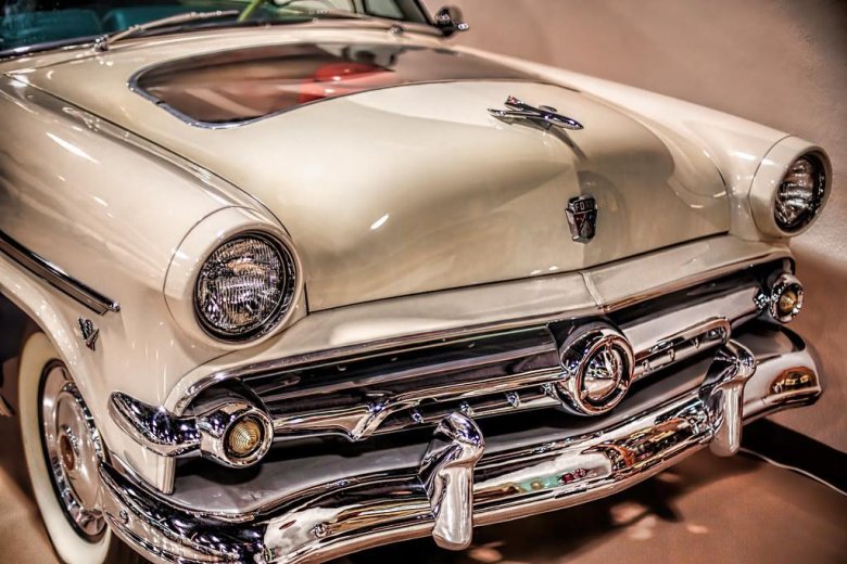 Ретро автомобили