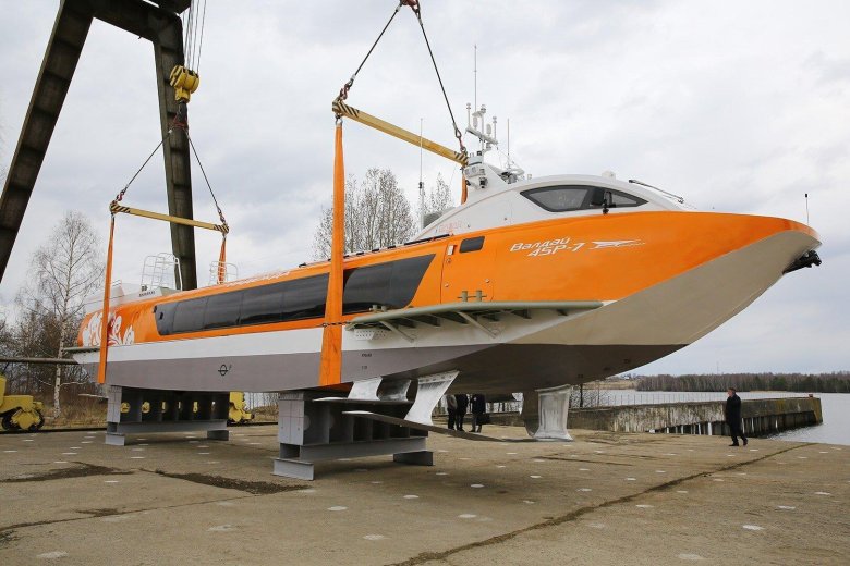 Судно на подводных крыльях валдай 45р