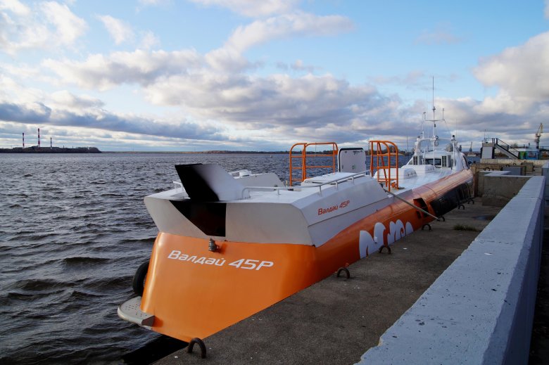 Валдай 45 р судно