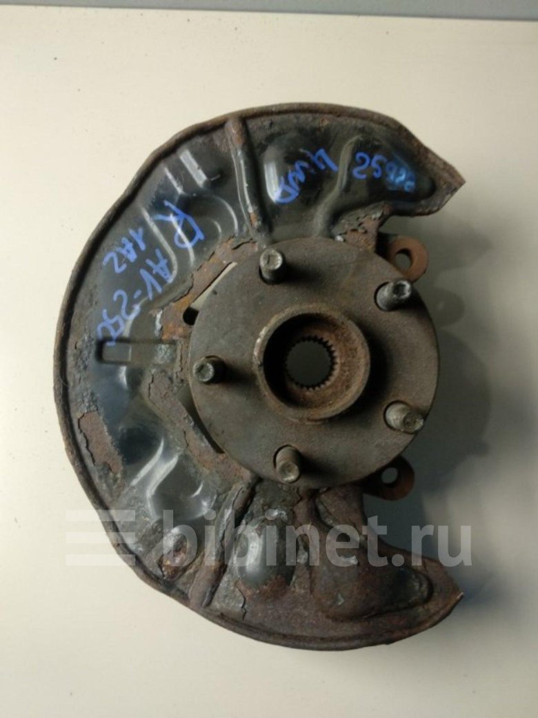 Ступица тойота виш 20