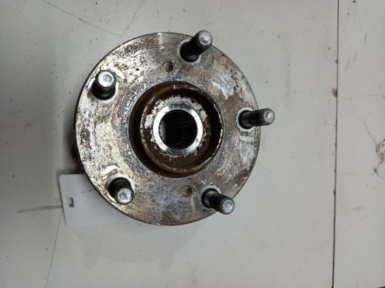 Ступица пеpедняя