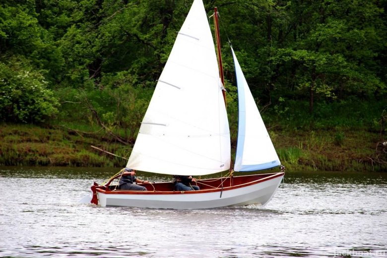 Лодка дрескомб логгер